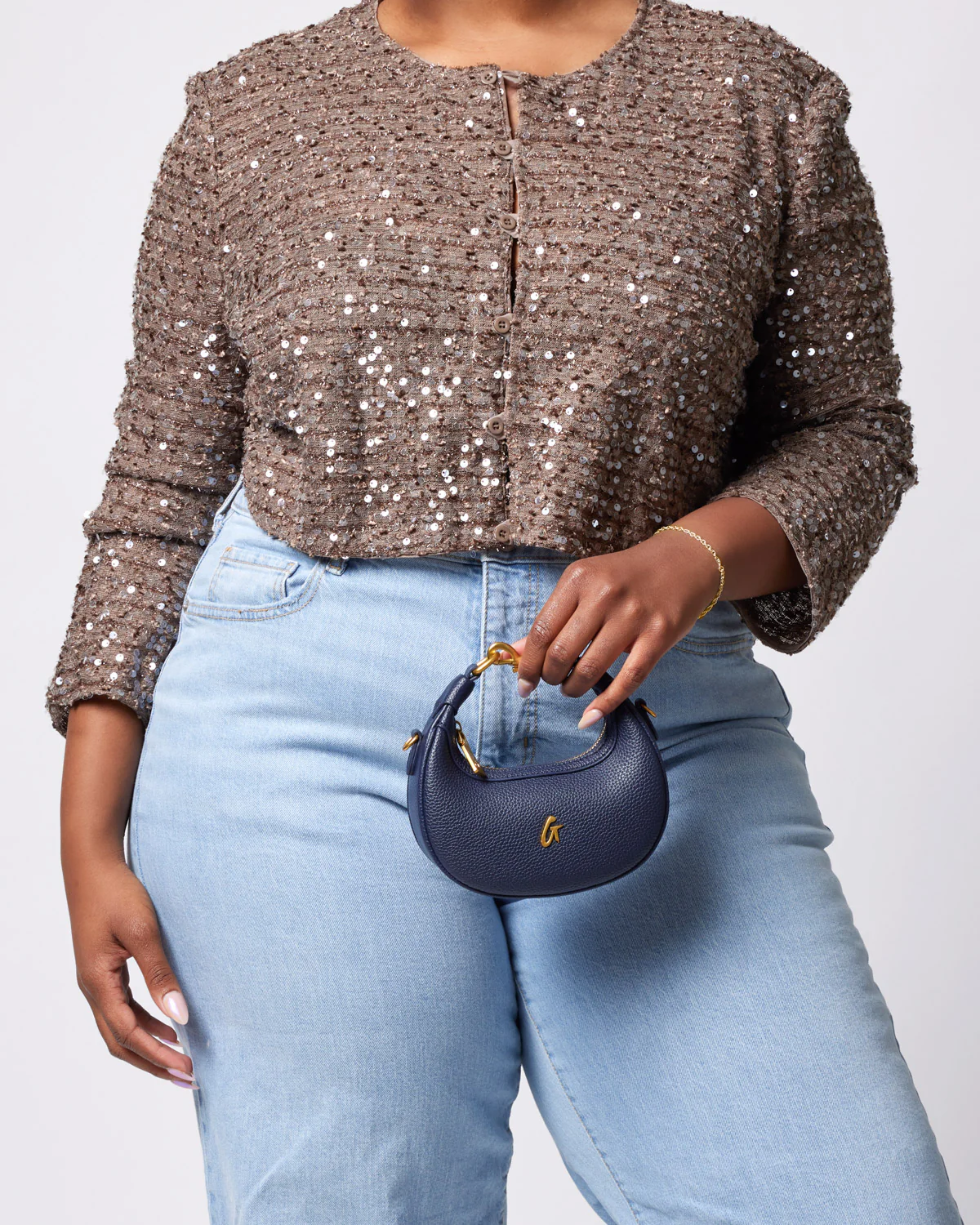 NANO PEBBLE HOBO BAG - NAVY - Image 9